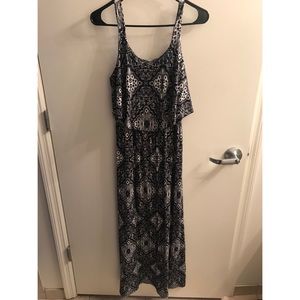 Black & White Patterned Stretch Maxi Dress